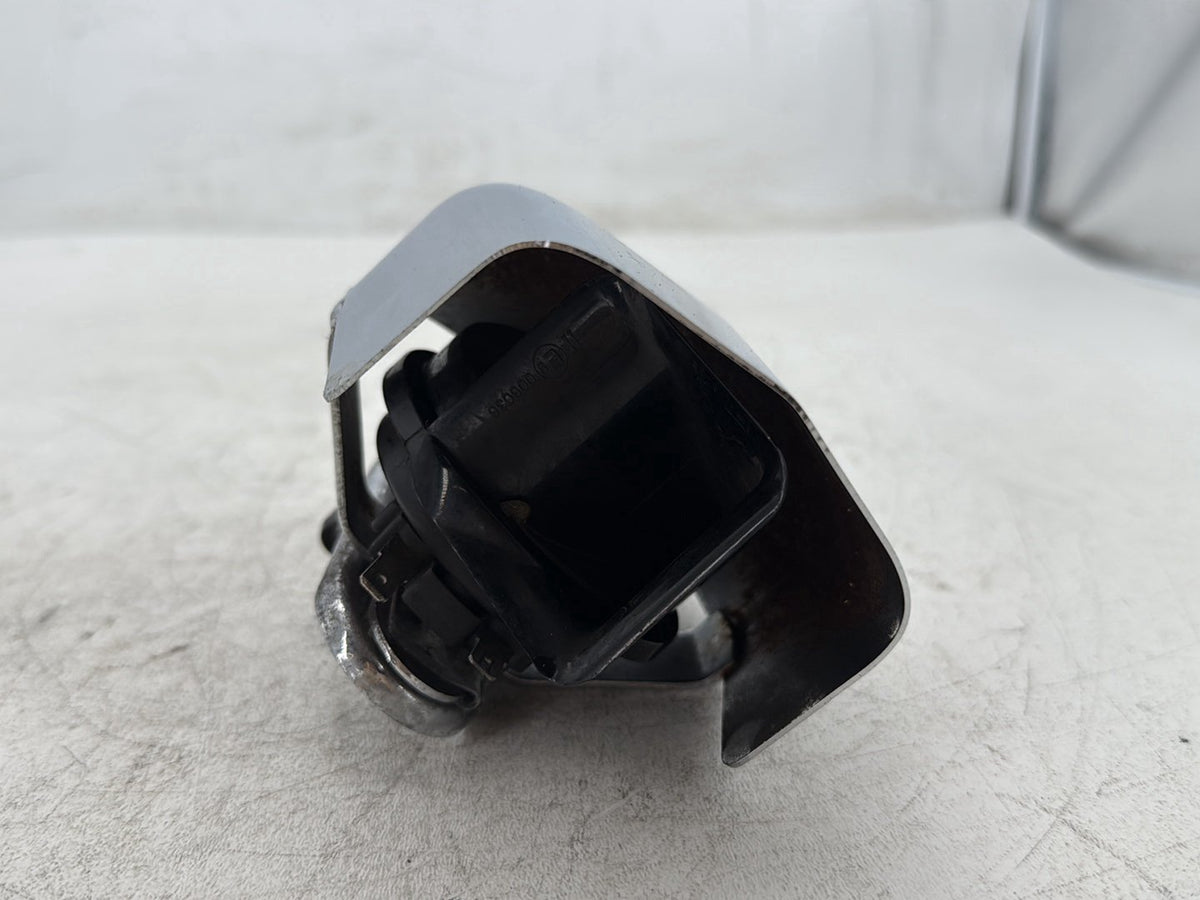 2009 Harley Street Glide Touring FLHX OEM Horn Signal Klaxon Chrome Cover