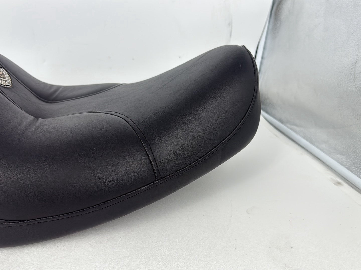 2003 Harley Sportster XL1200C 1200 Custom Anniversary OEM Passenger Rider Driver Seat Saddle