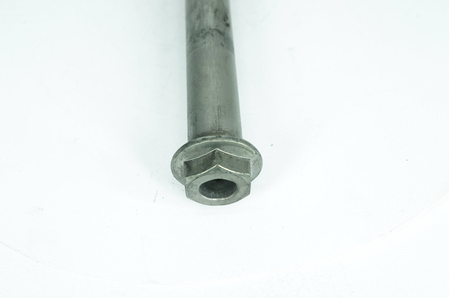 2012 - 2026 Harley-Davidson Sportster Iron 883 Rear Wheel Axle Bolt Shaft  	41176-08