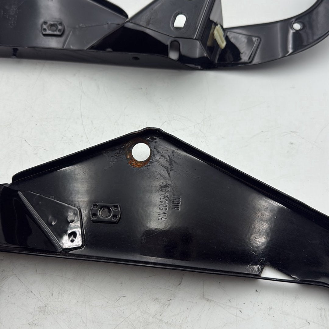 2007 - 2012 Harley-Davidson Touring Electra Glide Classic Right Left Fairing Support Brackets  	58478-96A
