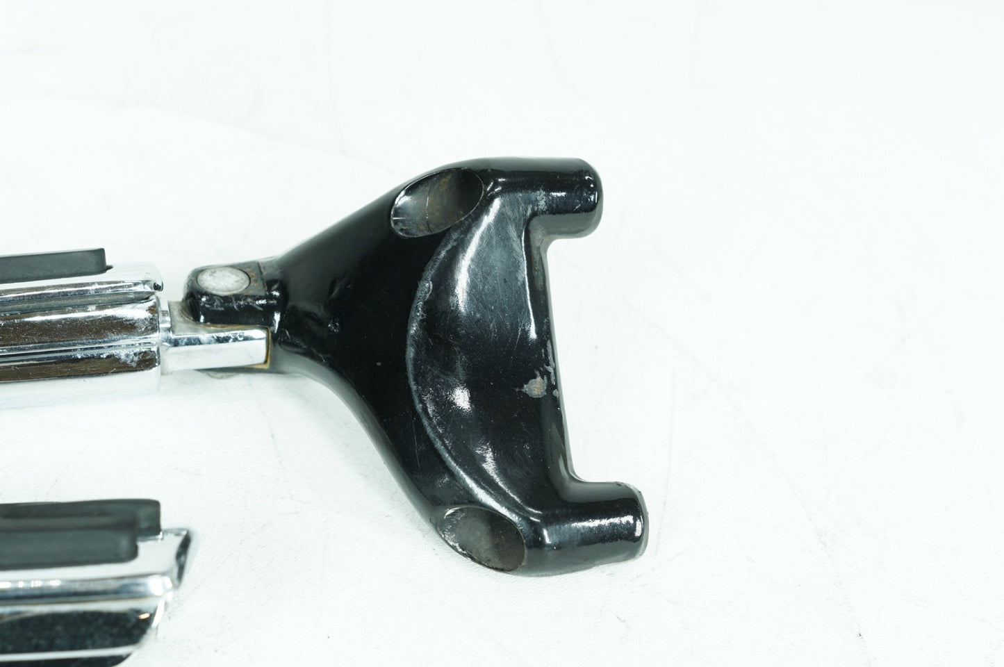 2004 - 2013 Harley-Davidson Sportster Custom Passenger Left & Right Foot Pegs 49314-04