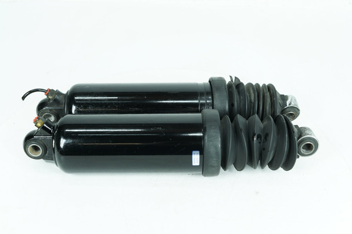 2012 Harley Touring Road Glide Custom Rear Left Right Shock Absorbers Low 12"