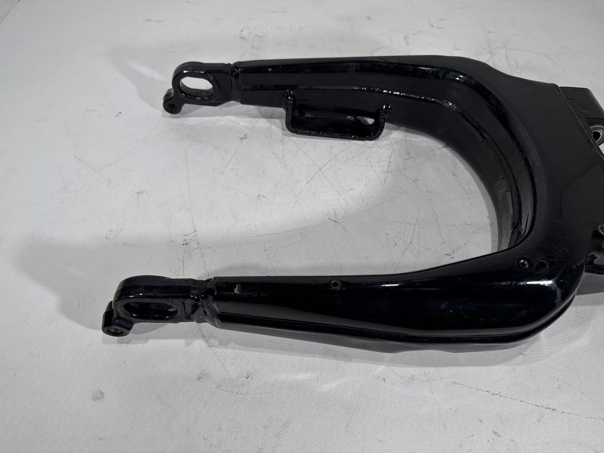 2014 Harley Electra Glide Touring Ultra OEM Rear Fork Swingarm Swing Arm