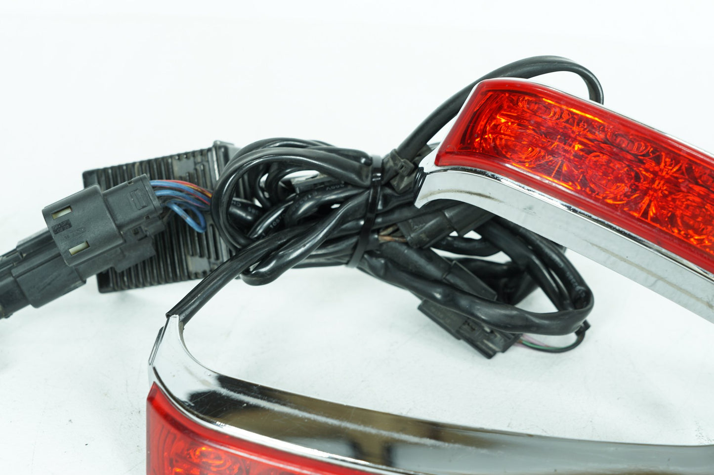 2008 - 2016 Harley-Davidson Touring Electra Glide Ultra Rear Left & Right Turn Signals 67800241