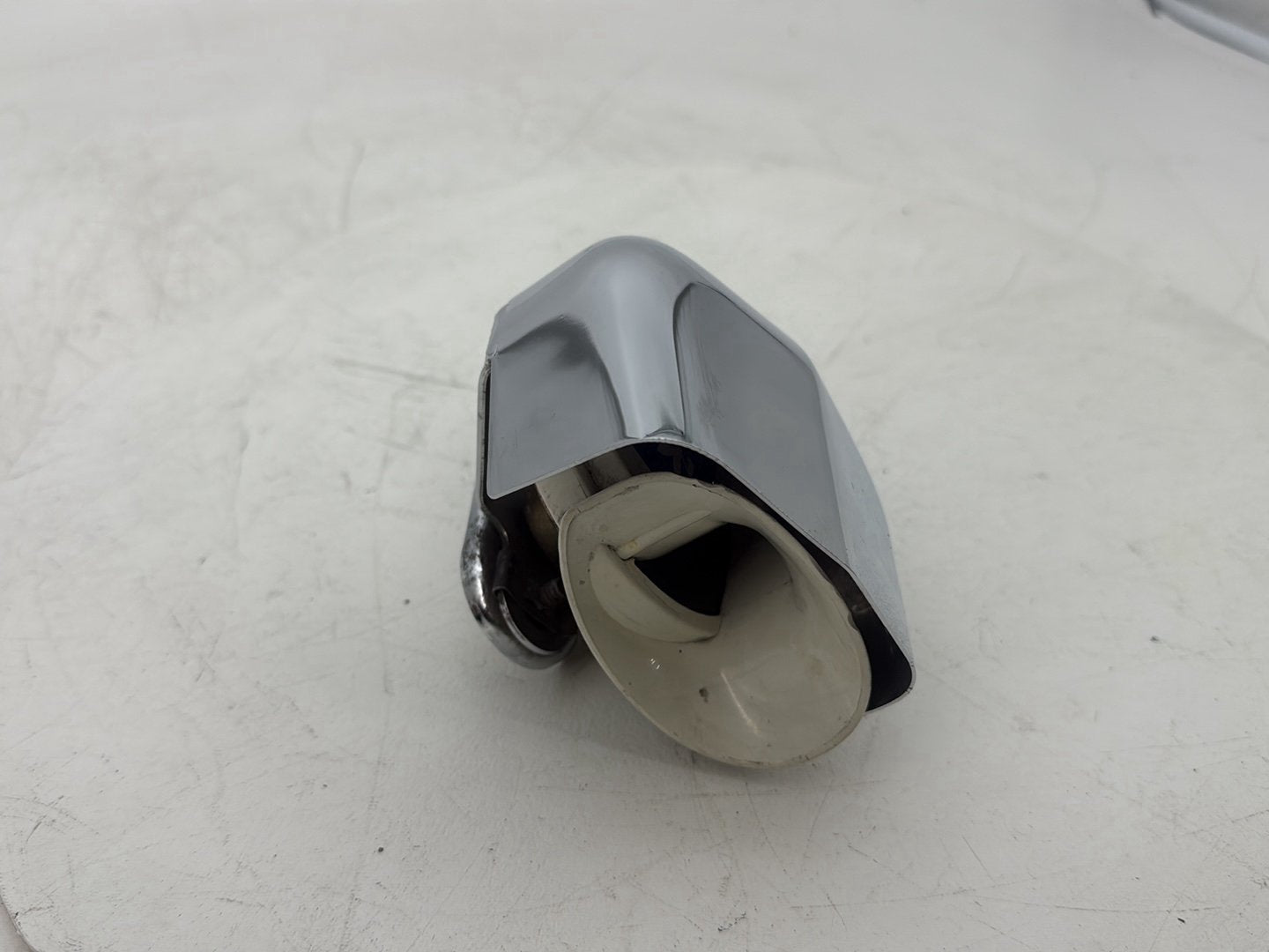 1995 Harley Touring FLHTCI Electra Glide Classic OEM Horn Signal Klaxon Chrome Cover
