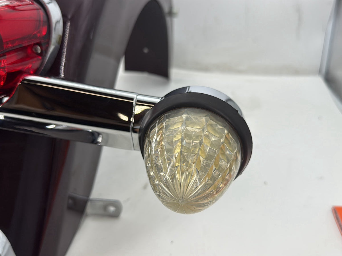 06 Harley Road King Touring Classic OEM Rear Wheel Fender Turn Signal Indicators