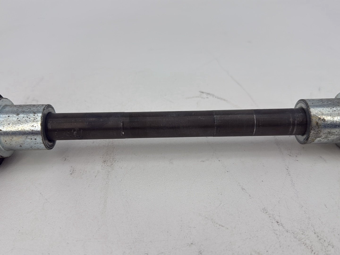 2007 - 2011 Harley-Davidson Touring Street Glide Rear Fork Swingarm Pivot Bolt Shaft 47505-02