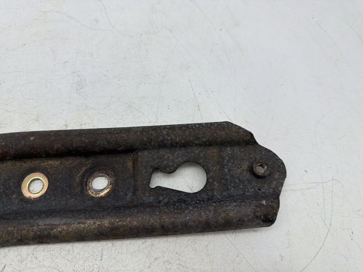 2001 Harley Softail Deuce OEM Rear Left & Right Fender Support Bracket 56627-00