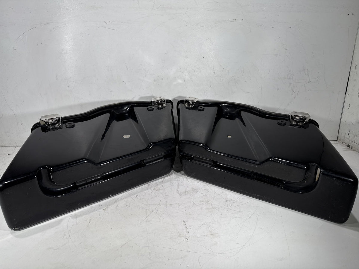 2002 Harley Electra Glide Touring FLHT OEM Left Right Saddlebags Luggage NOKey