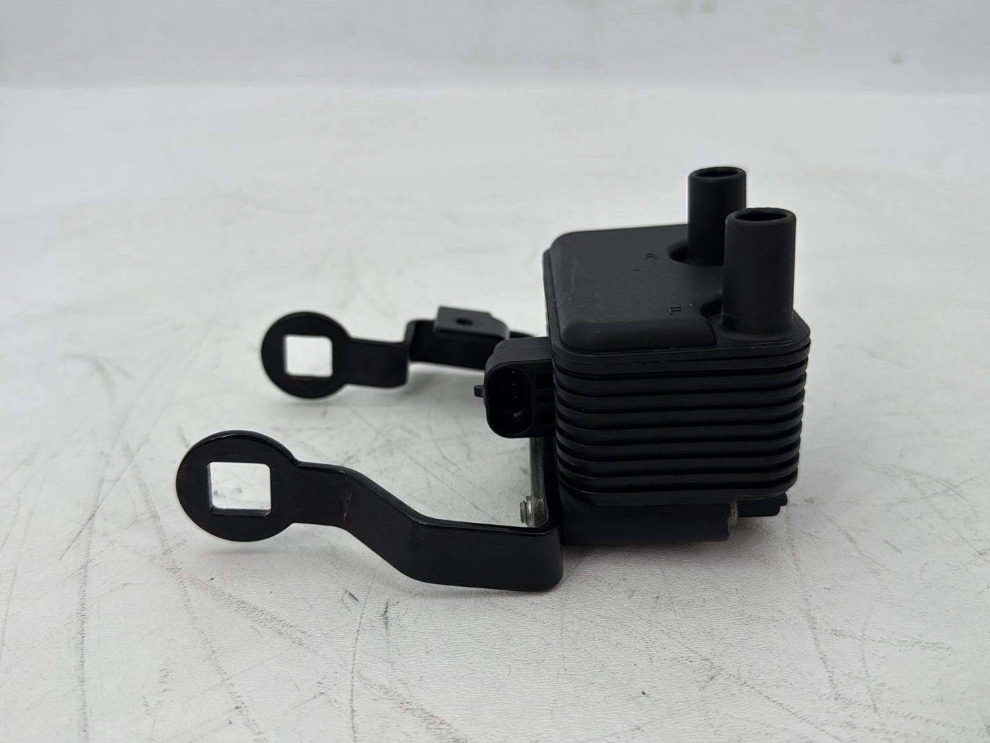2004 - 2013 Harley-Davidson Sportster 1200 Custom Ignition Coil Spark Igniter 31655-99