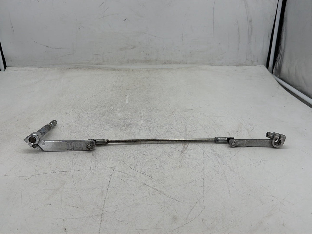 2007 Harley Electra Glide Touring Ultra OEM Gear Shifter Lever Arm & Rod linkage