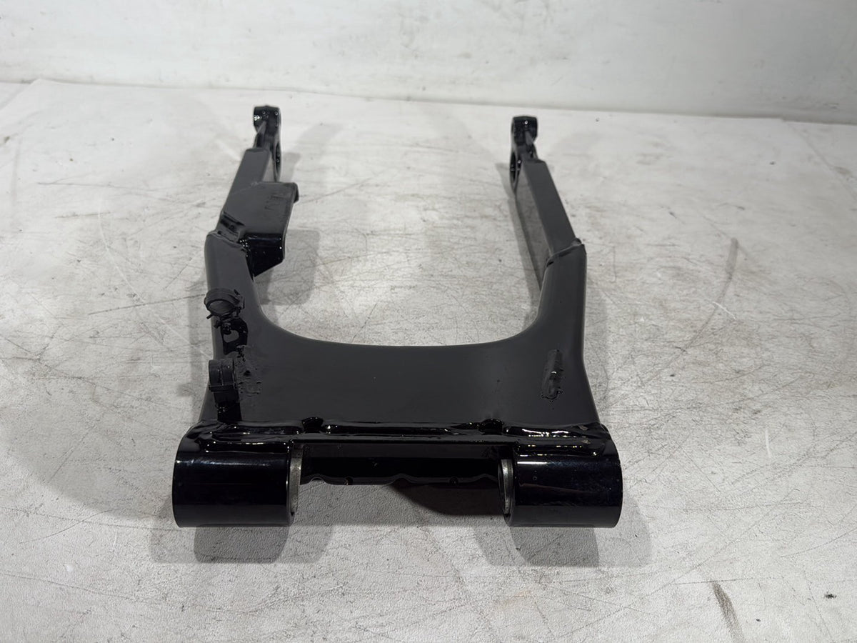 2007 Harley Street Glide Touring FLHX OEM Rear Fork Swingarm Swing Arm