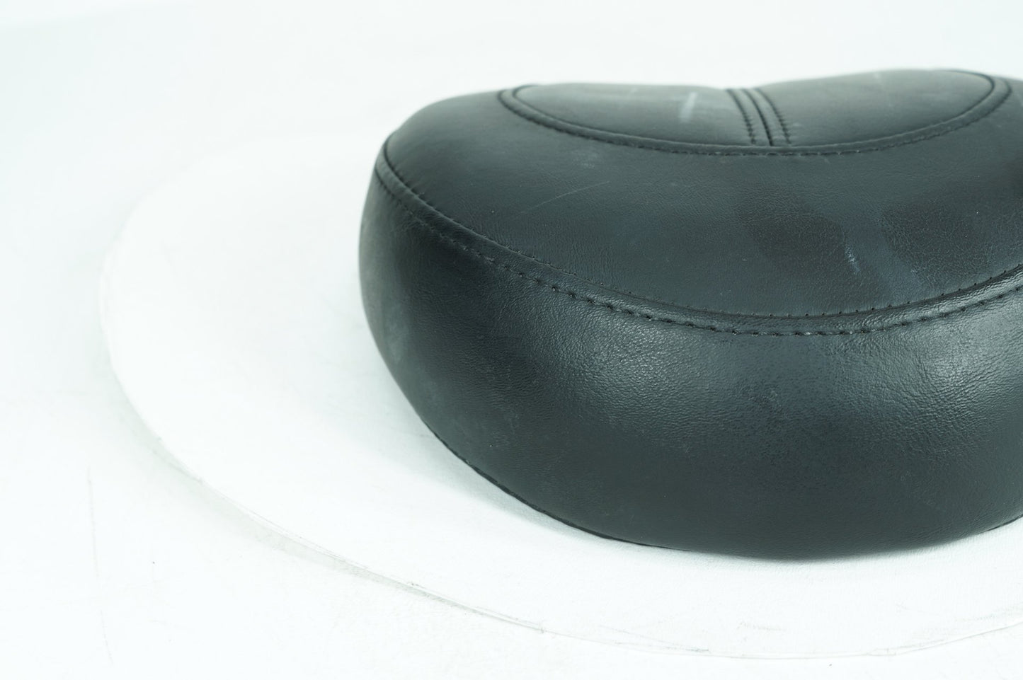1999 - 2006 Harley-Davidson Softail Deluxe Rear Passenger Backrest Cushion Pad 52189-00