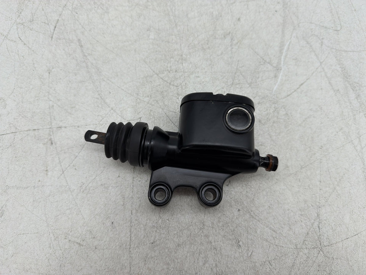 2011 Harley Electra Glide Touring Ultra OEM Rear Brake Master Cylinder Reservoir