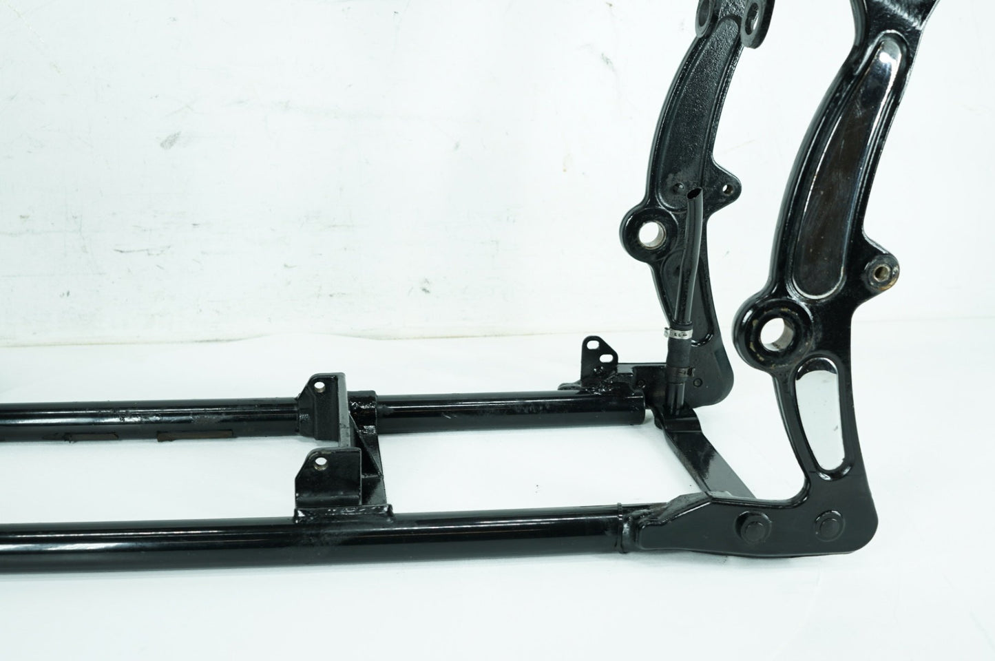 2000 - 2006 Harley-Davidson Softail Heritage Classic Body Main Frame Chassis SLVG 47008-00C