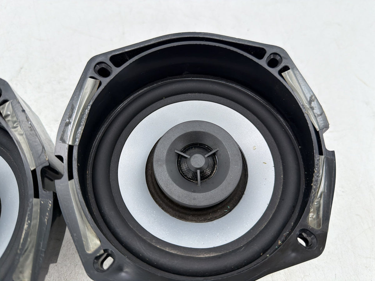 2007 Harley Electra Glide Touring CVO Eagle OEM Left Right Sound Audio Speakers