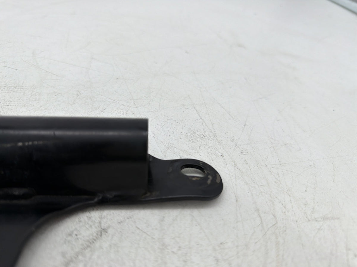 01 Harley Heritage Softail Classic FLSTC OEM Seat Bracket Mount Support Mounting