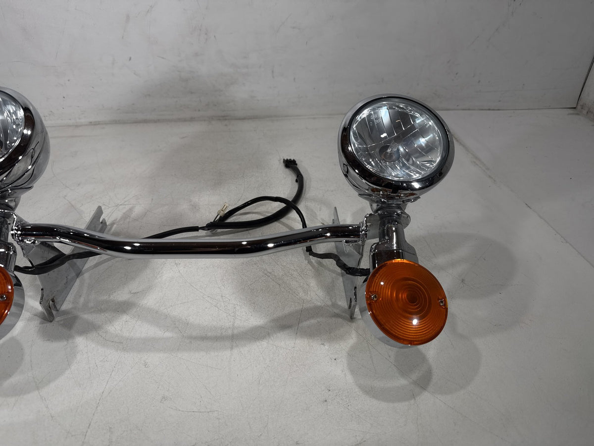 2002 Harley Electra Glide Touring OEM Front Turn Signal Indicators Aux Light Bar