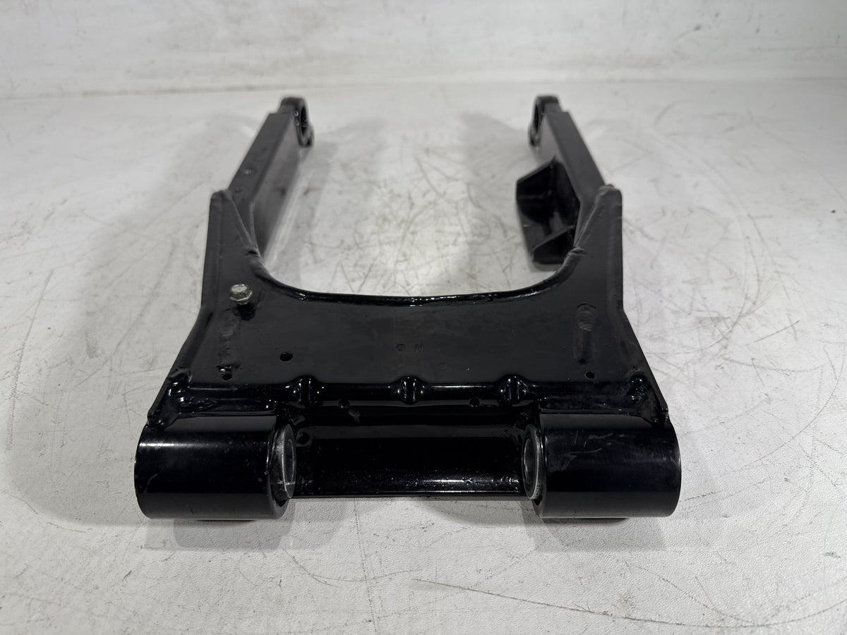 2007 Harley Electra Touring CVO Screamin Eagle OEM Rear Fork Swingarm Swing Arm