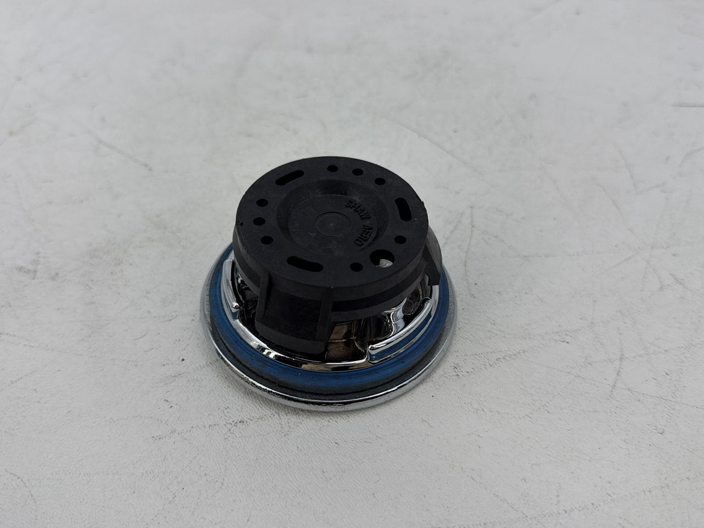 2007 - 2012 Harley-Davidson Dyna Super Glide Fuel Gas Tank Cap Bushing Hub 61553-04B