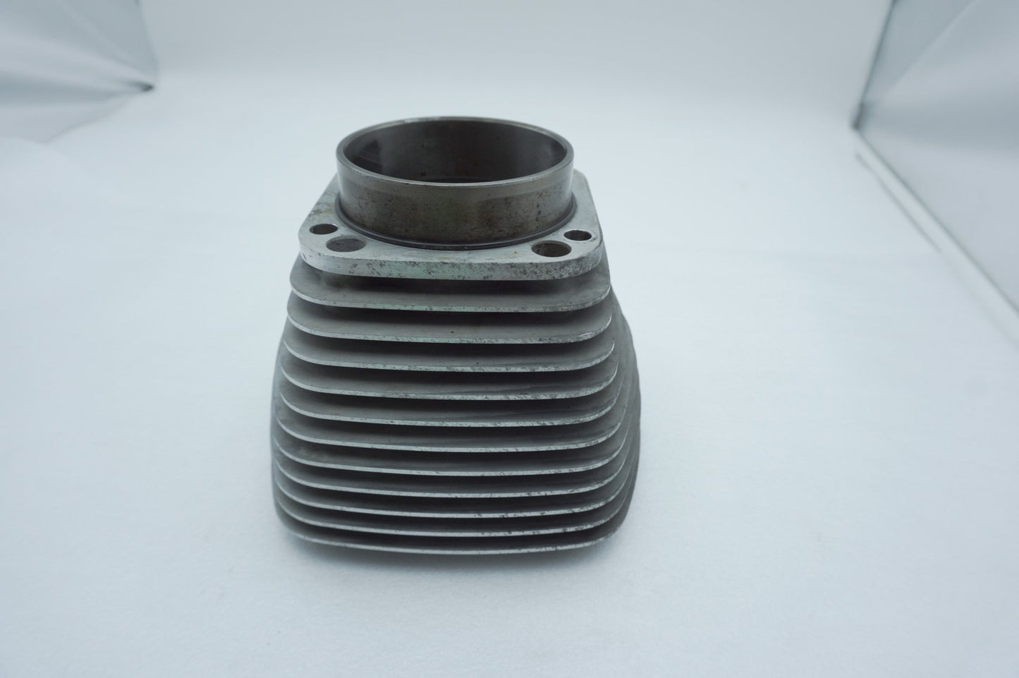 1999 - 2006 Harley-Davidson Dyna Super Glide Twin Cam Engine Jug 1 Cylinder Barrel 16525-99