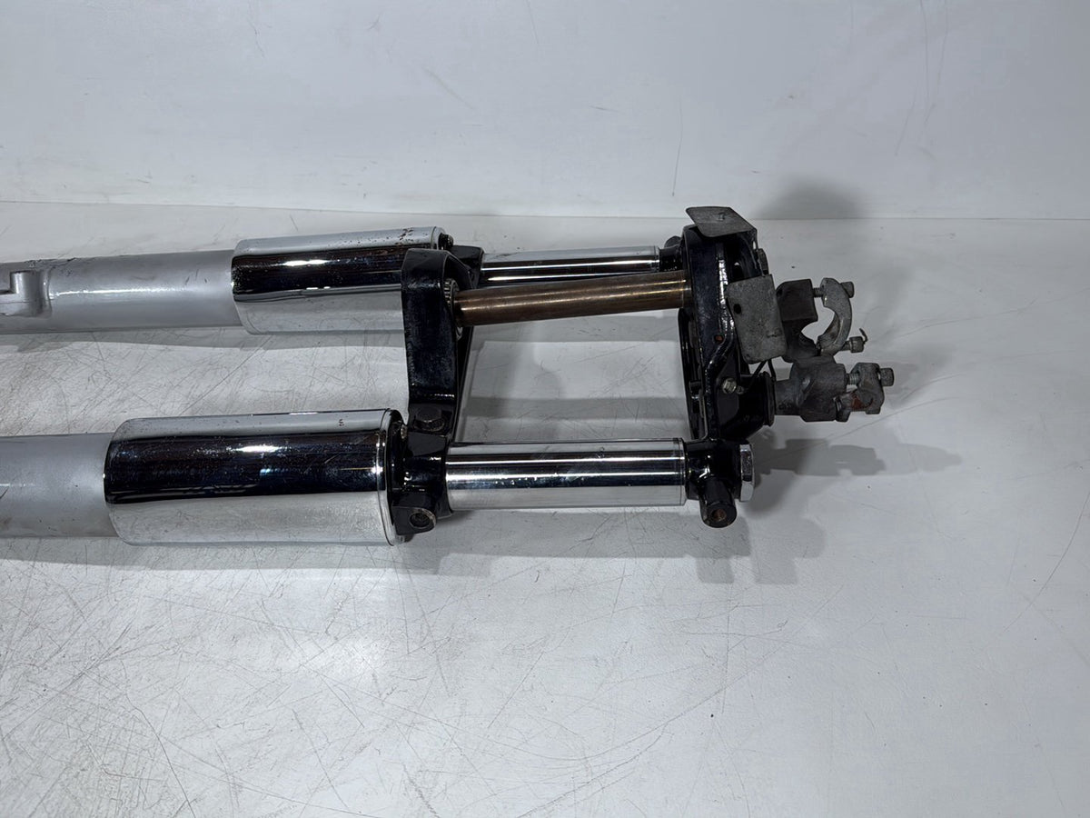 06 Harley Touring Road King OEM Front Triple Tree Set & LH RH Fork Legs Sliders