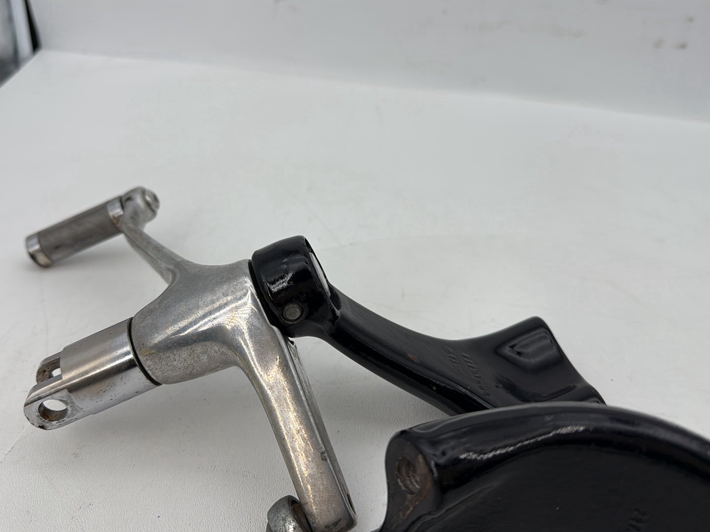 2004 - 2013 Harley-Davidson Sportster 883 Custom Left Right Foot Brake Control Pegs  	42651-04