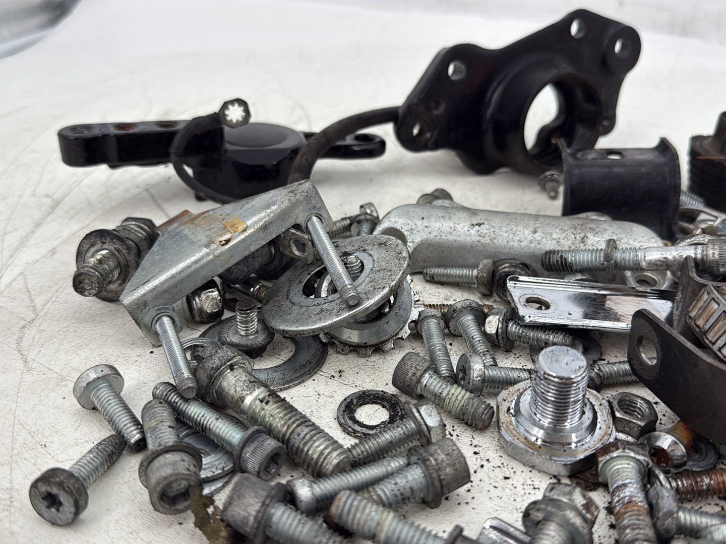 2011 Harley Street Glide Touring FLHX OEM Hardware Bolts Nuts & Brackets