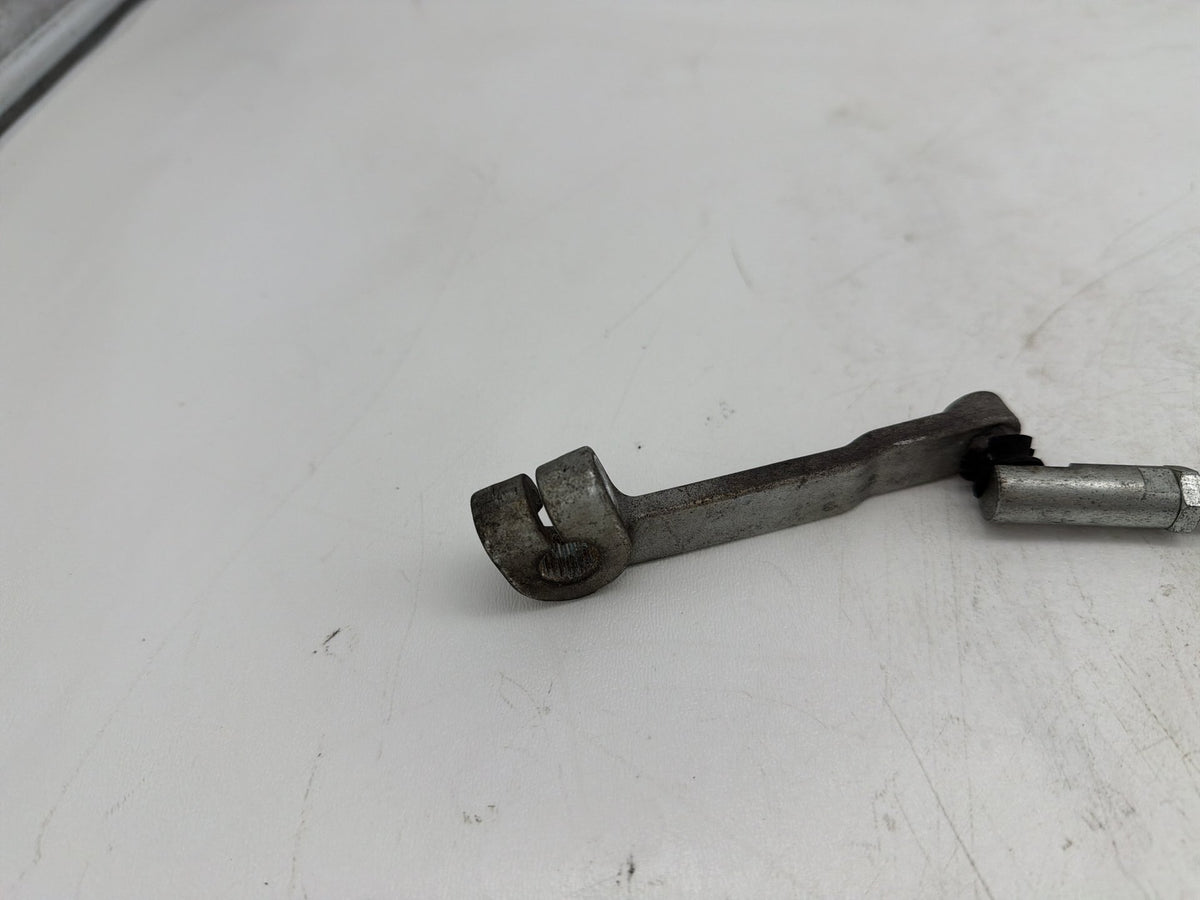 2006 Harley Softail Deuce FXSTDI OEM Gear Shifter Lever Arm w/ Rod linkage