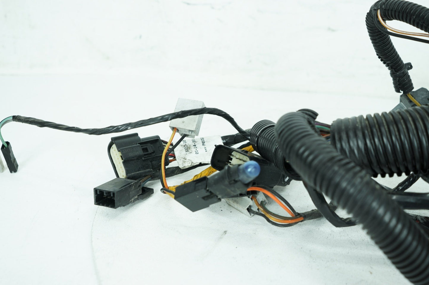 2008 - 2016 Harley-Davidson Touring Electra Glide Ultra Front Sub Wiring Harness Loom Interconnect 70232-10