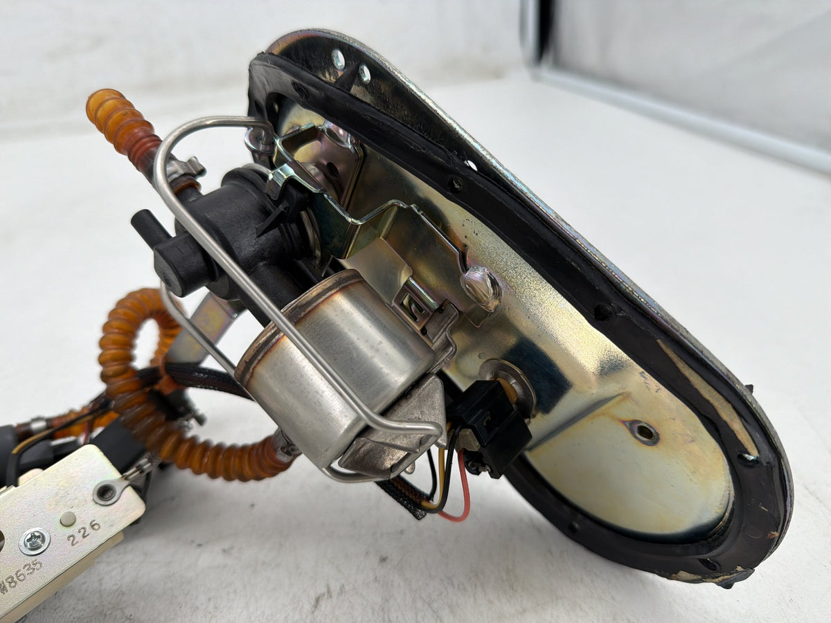 2006 Harley Road King Touring Custom OEM Fuel Pump Gas Gasoline Petrol Sending