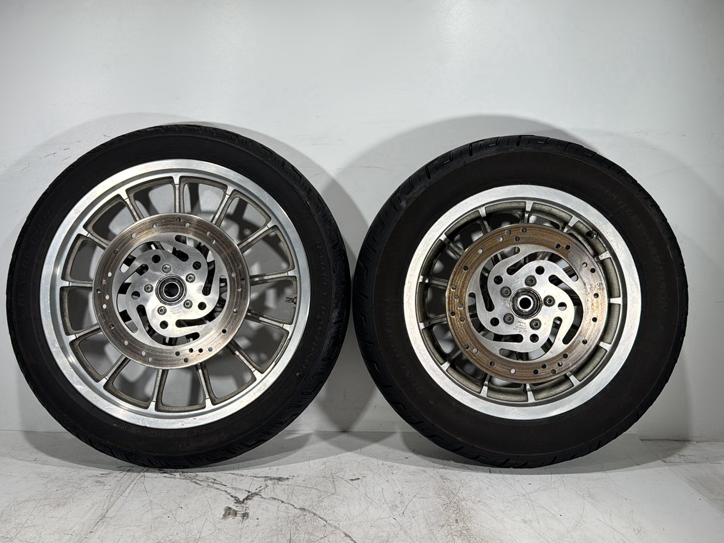 2004 Harley Dyna Super Glide FXDI OEM Front & Rear Wheel Rim Tire