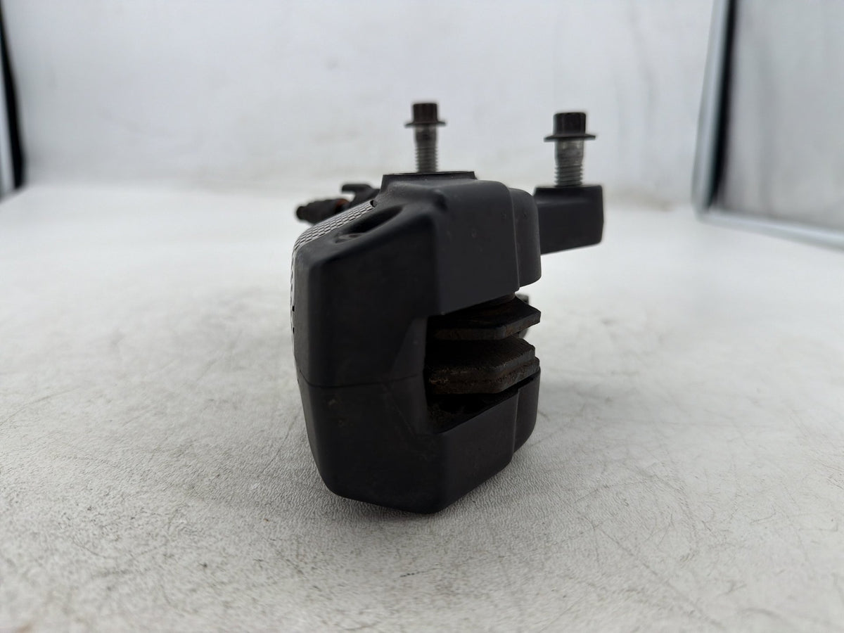 2011 Harley Street Glide Touring FLHX-103 OEM Front Right 1 Brake Caliper