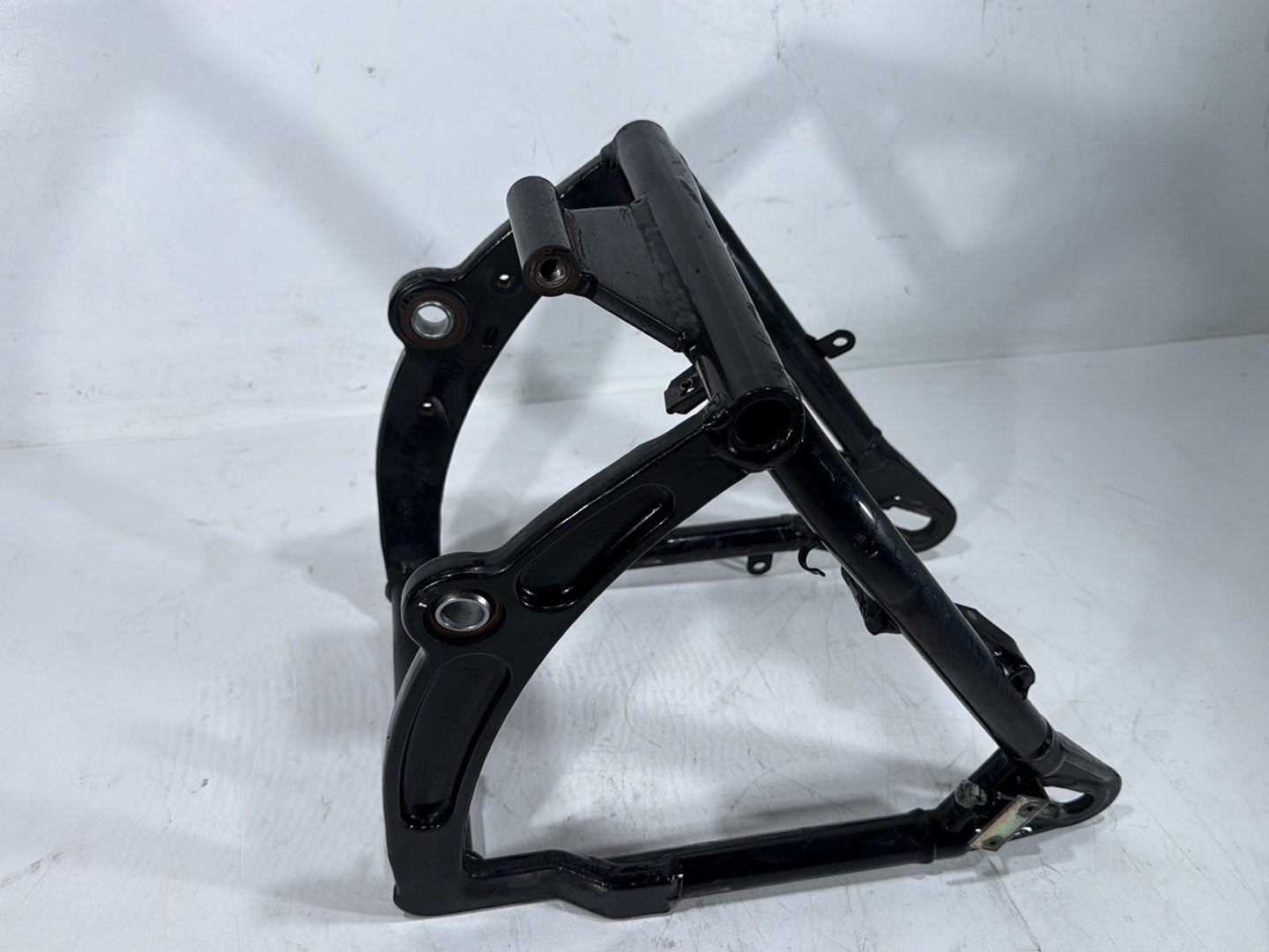 1998 Harley Softail Custom FXSTC OEM Rear Fork Swingarm Swing Arm