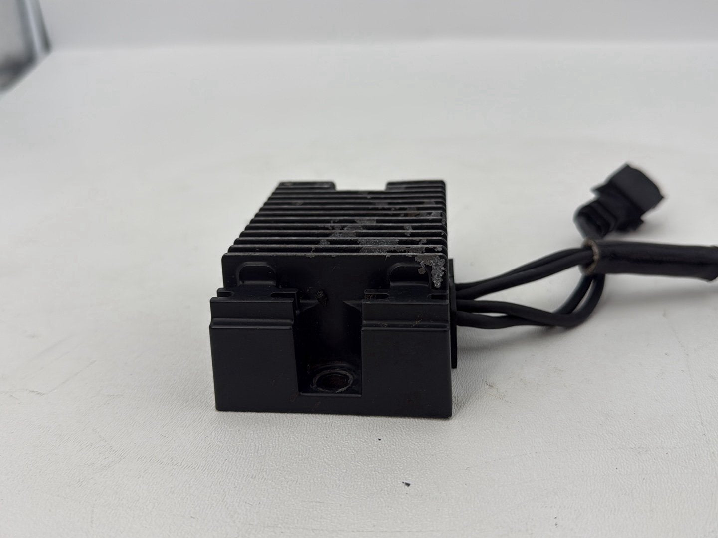 2004 - 2013 Harley-Davidson Sportster 883 Custom Voltage Regulator Rectifier  74546-07