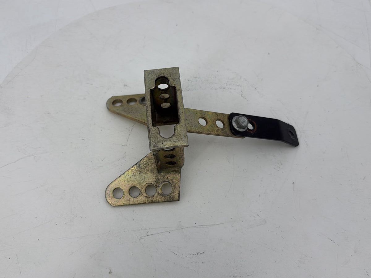 02 Harley Touring CVO Eagle Road King Front Driver Rider Backrest Bracket Mount