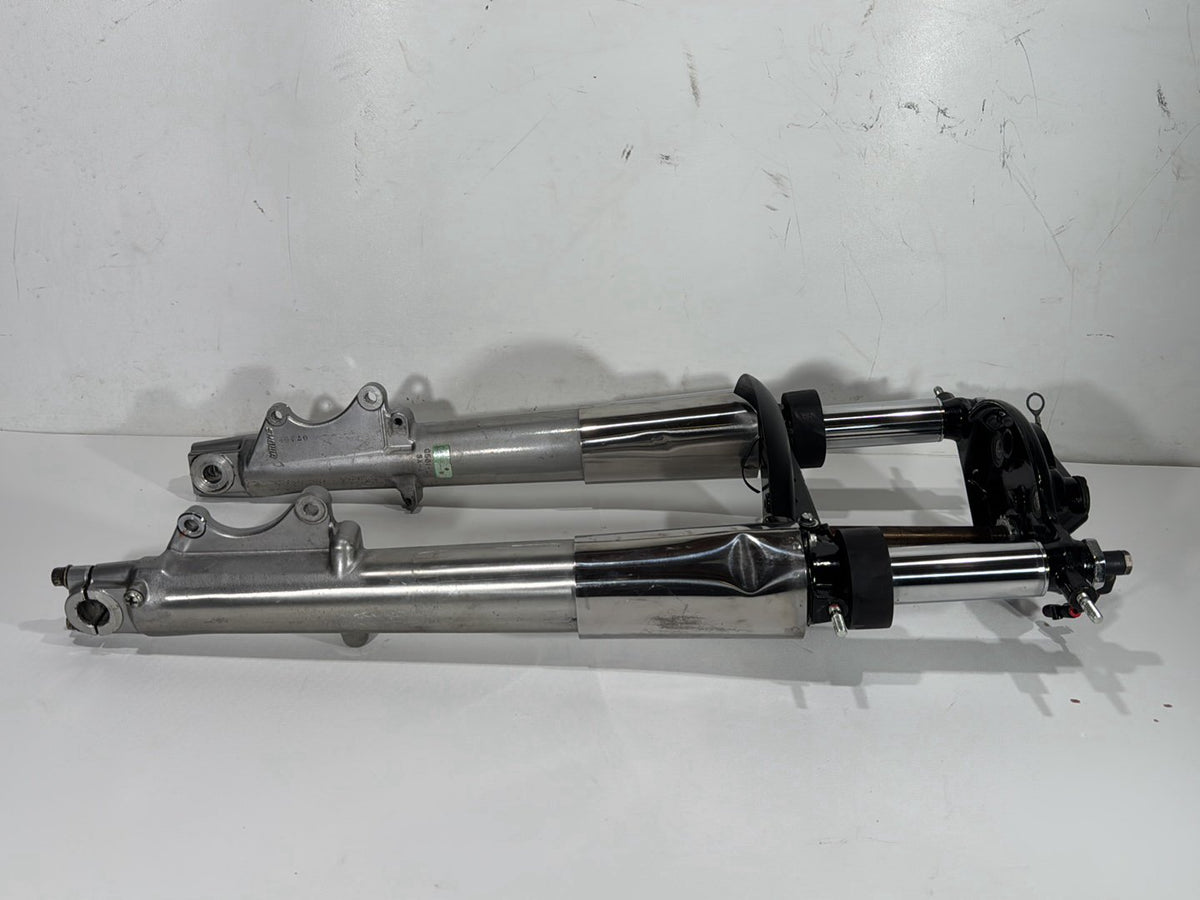 98 Harley Road King Touring OEM Front Triple Tree Set & LH RH Fork Legs Sliders