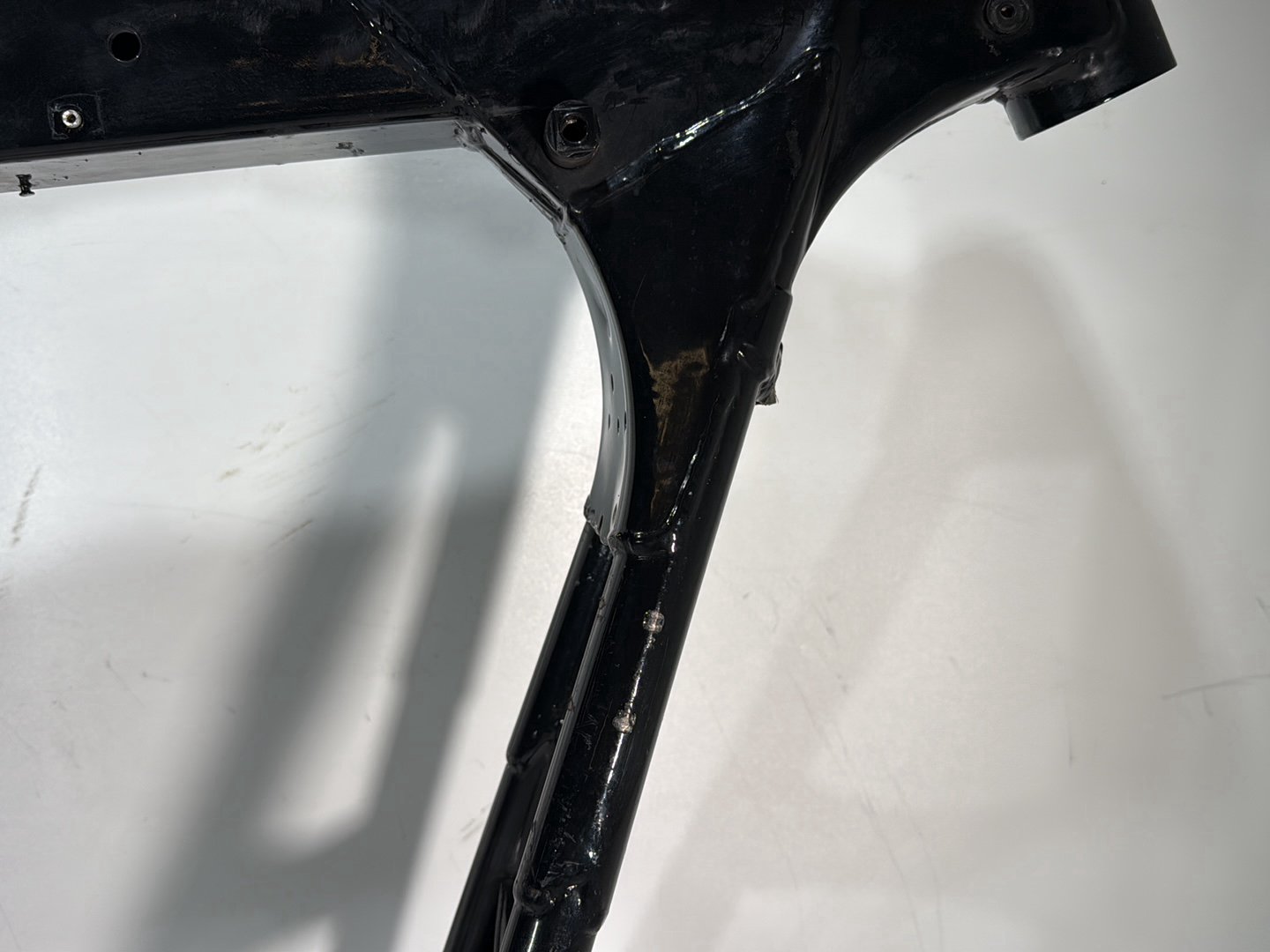 2005 Harley Touring FLHRCI Road King Classic OEM Body Main Frame Chassis SLVG