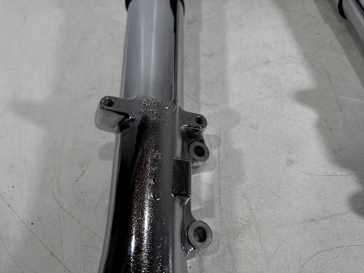 02 Harley Electra Glide Touring Front Triple Tree Set & LH RH Fork Legs Sliders