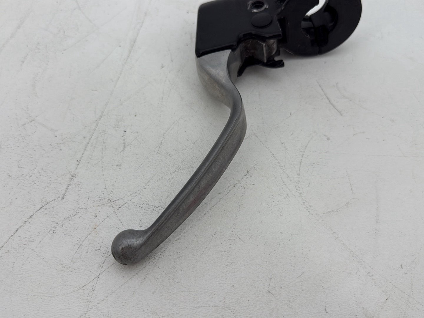 2011 Harley Electra Glide Ultra FLHTK OEM Front Left Hand Clutch Control Lever