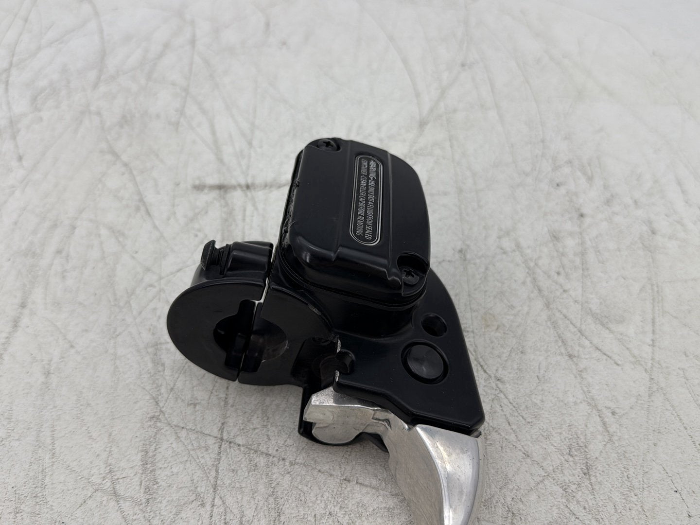 2012 Harley Street Glide Touring FLHX OEM Front Right Brake Lever Master Cylinder