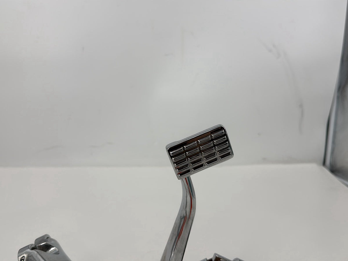 14 Harley Sportster XL883L 883 SuperLow OEM Right Driver Foot Controls Peg Rest