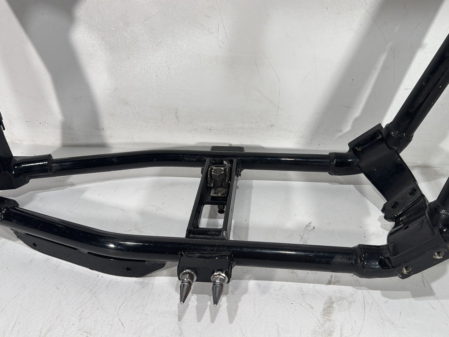2006 Harley Dyna FXDWGI Wide Glide OEM Body Main Frame Chassis CLN CLR