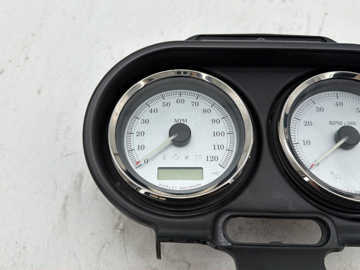 2011 Harley Road Glide Touring FLTRX OEM Air Oil Volt Fuel Tacho Speedo Gauges