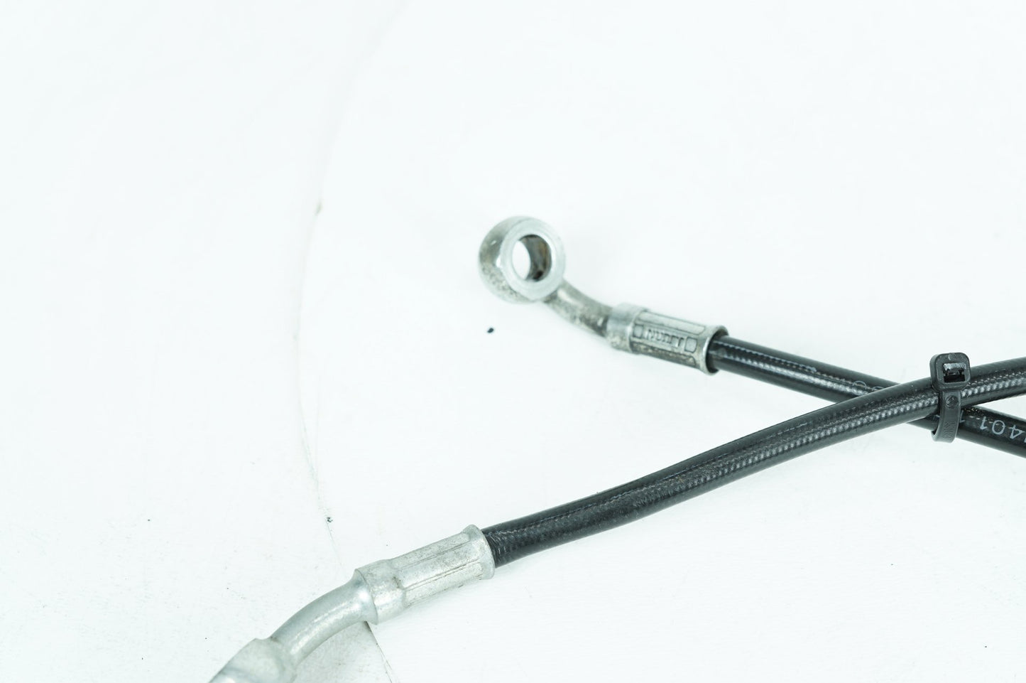 2007 - 2012 Harley-Davidson Softail Heritage Classic Front Brake Hose Line Pipe 42303-08