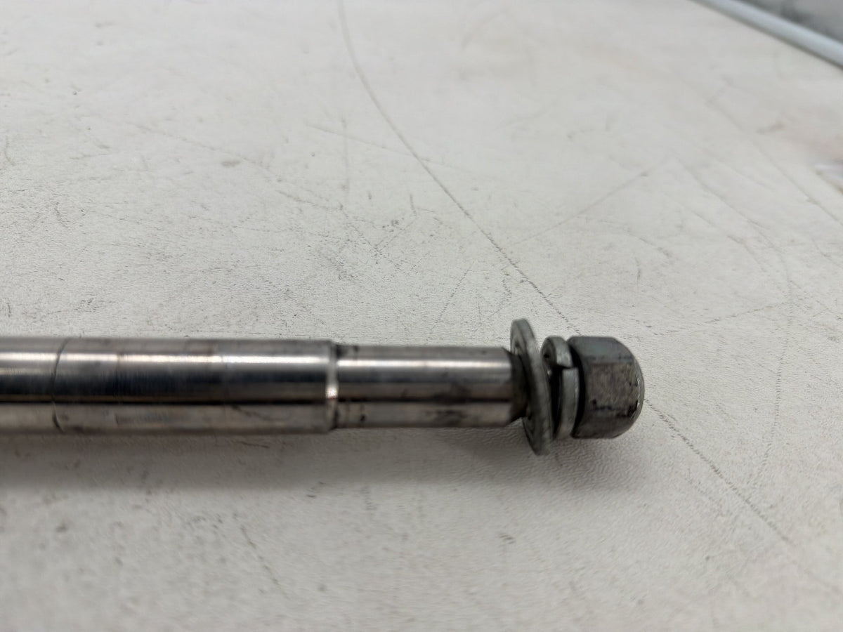 2005 Harley Dyna Wide Glide FXDWG OEM Front Wheel Axle Bolt Shaft