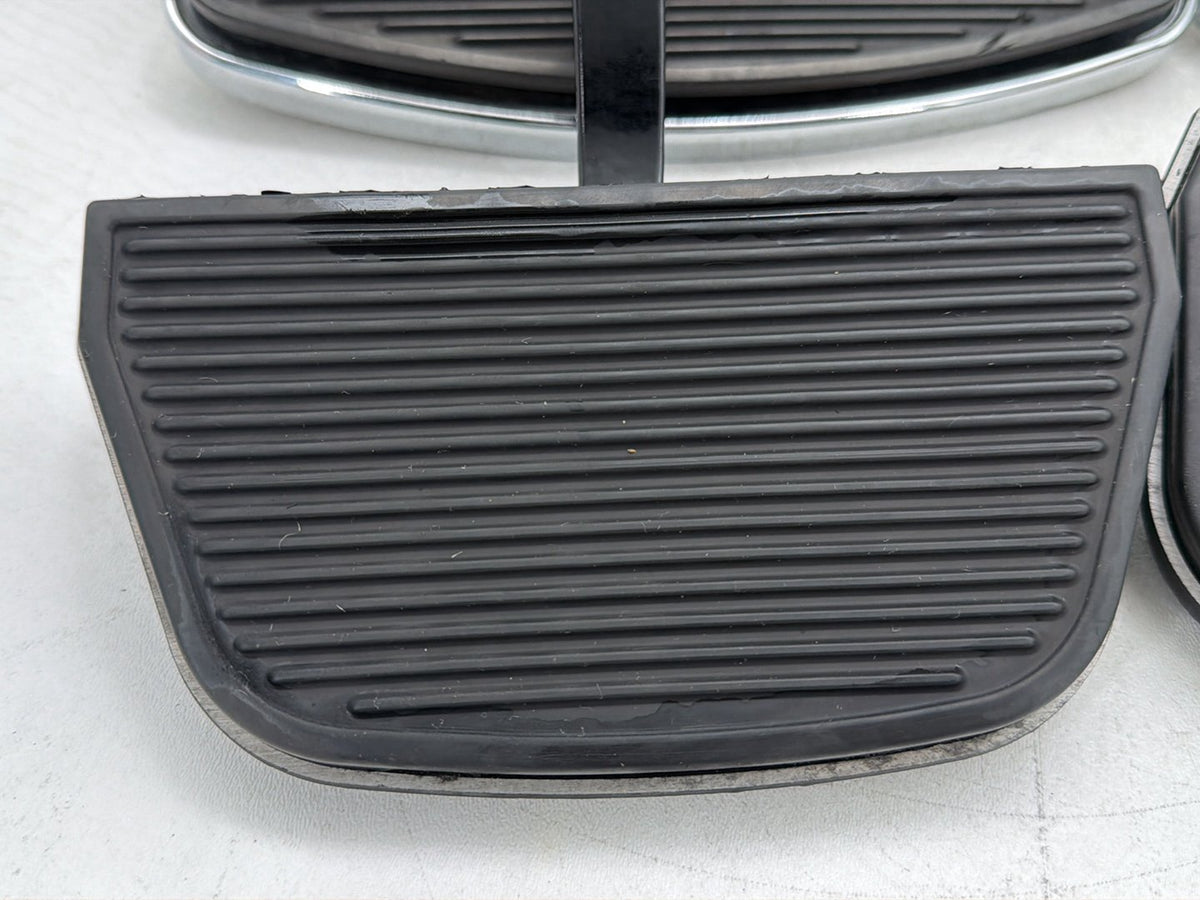 2011 Harley Electra Touring Ultra Left Right Driver & Pass Floorboard Foot Rest