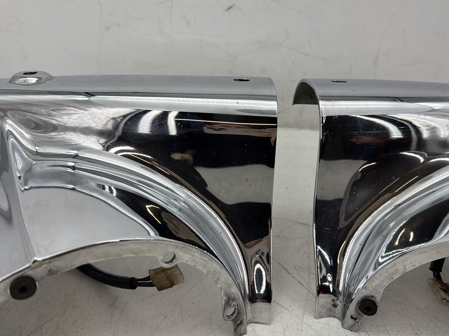 1995 Harley Road King Touring FLHR OEM Left & Right Headlamp Nacelle Covers