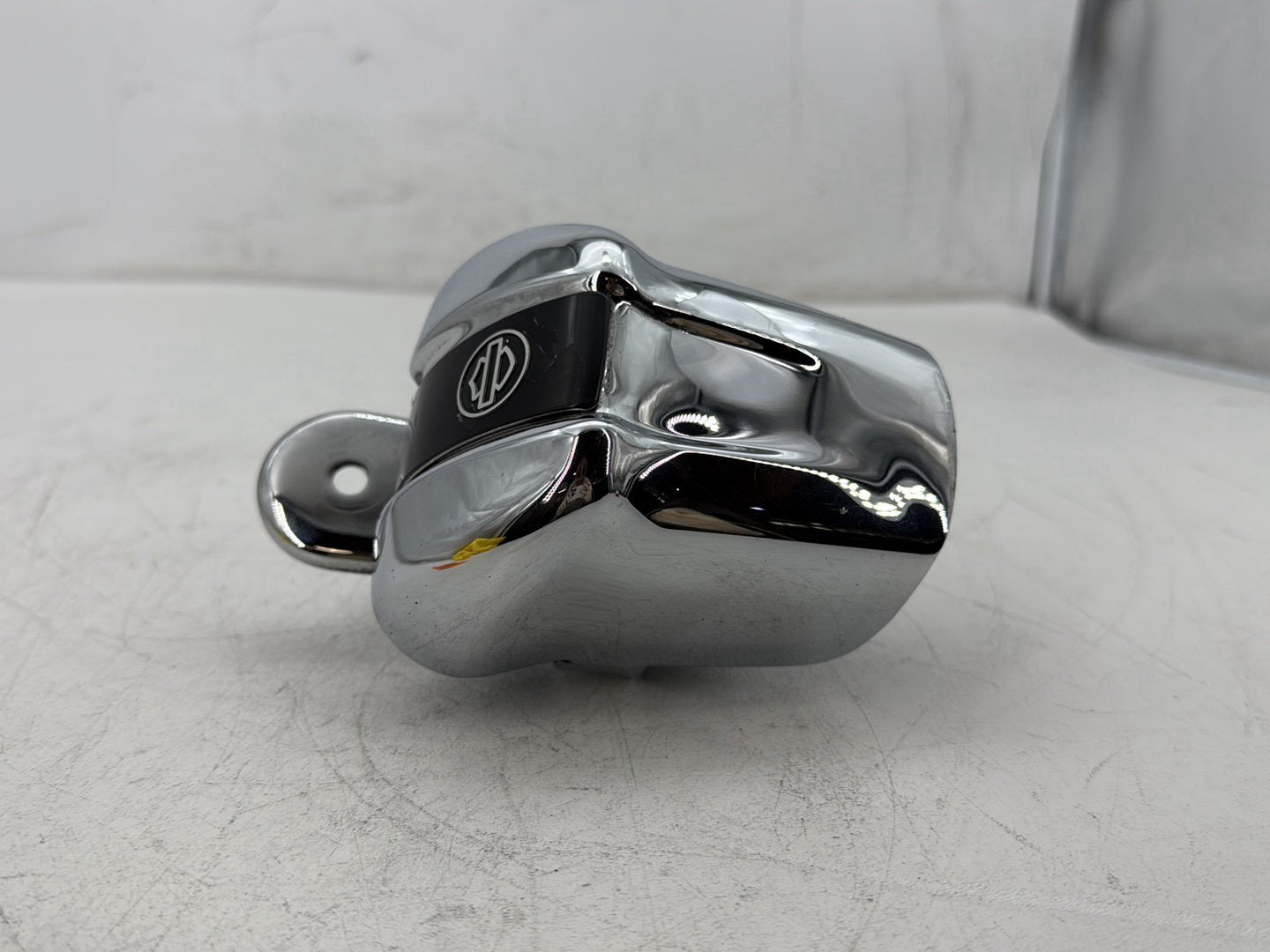 2017 Harley Road Glide Touring FLTRXS OEM Horn Signal Klaxon Chrome Cover