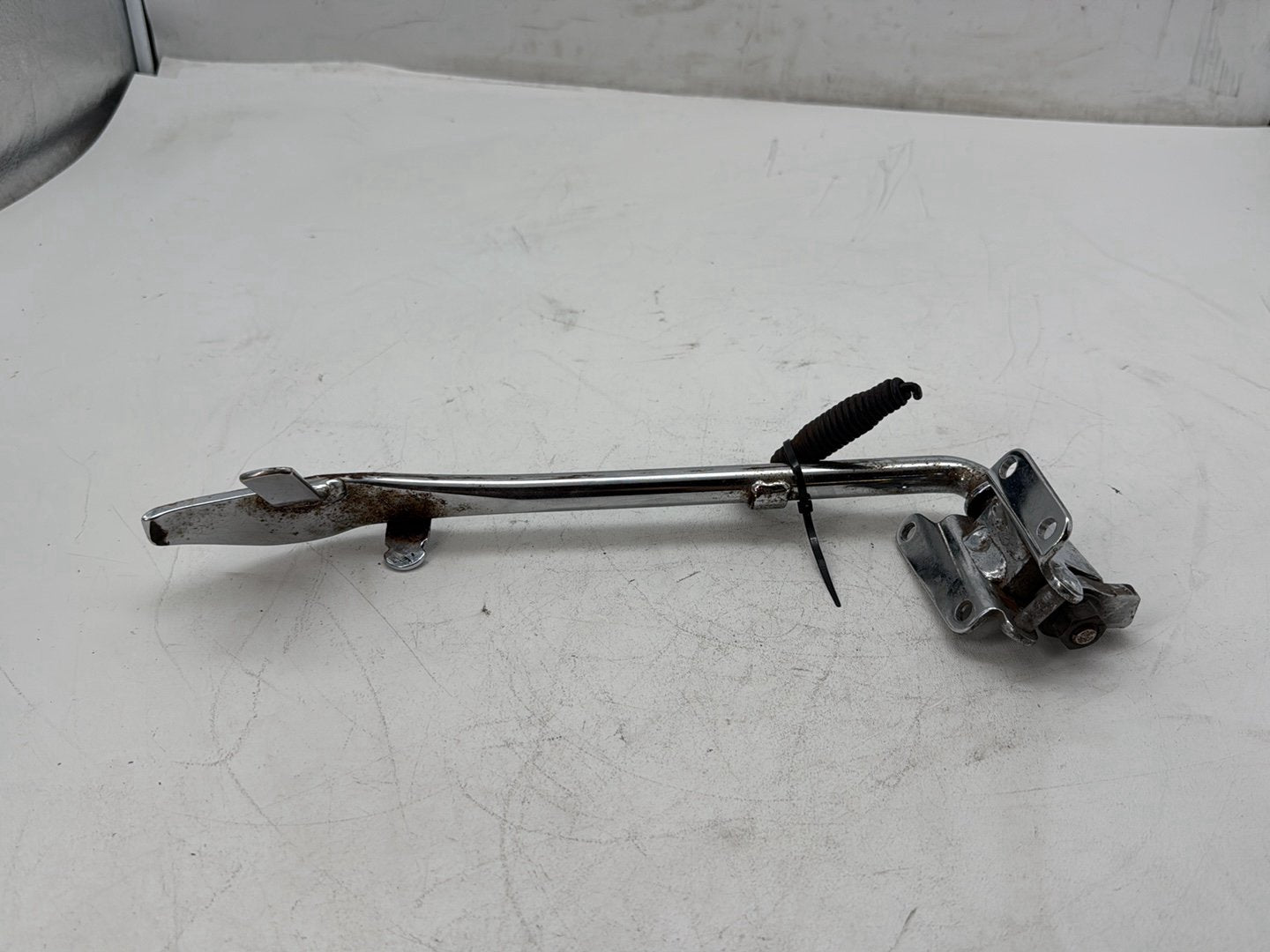 2006 Harley Touring FLHTCI Electra Glide Classic OEM Left Side Jiffy Kick Stand & Spring
